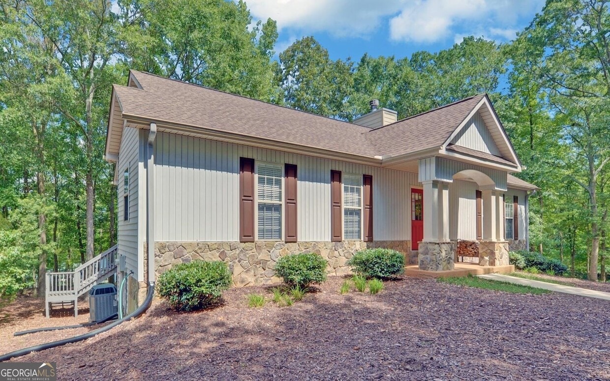Primary Photo - 50 Lighthouse Ln