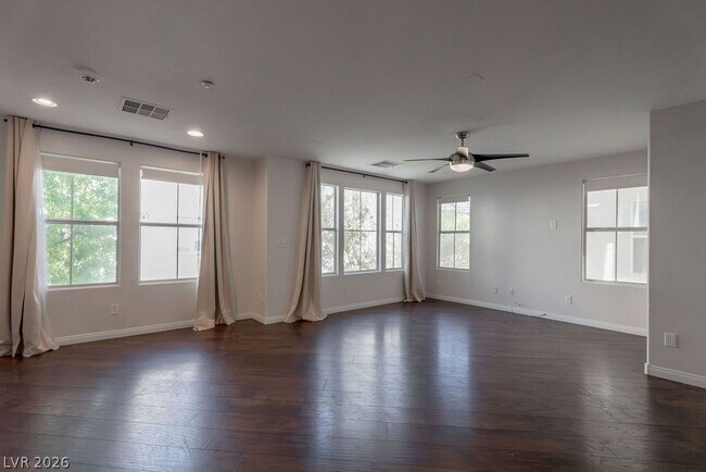 Foto del edificio - 4793 Hampstead Heath Ct