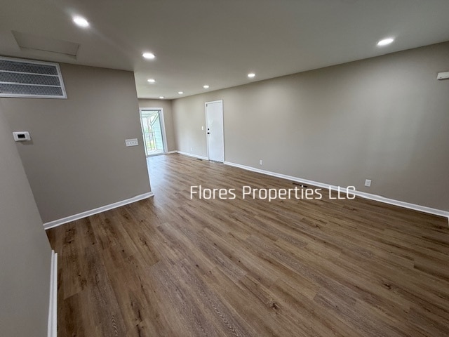 Building Photo - 1300 Evaline Dr