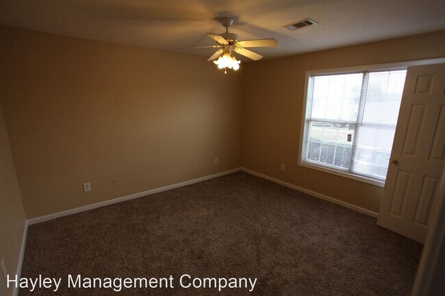 Building Photo - 3 br, 3 bath House - 1965 Panda Court