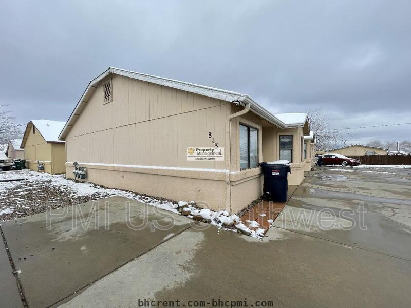 Primary Photo - 8132 E Lakeshore Dr