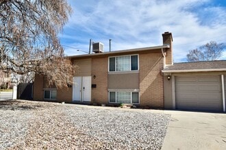 Building Photo - 7211 Ramanee Dr