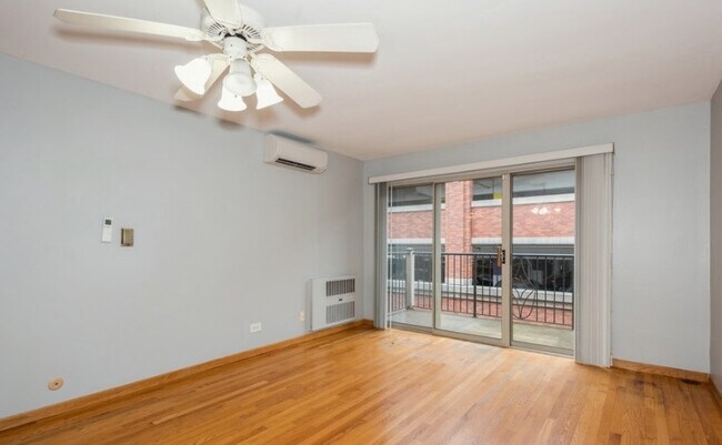 Foto del edificio - 5202 Washington St