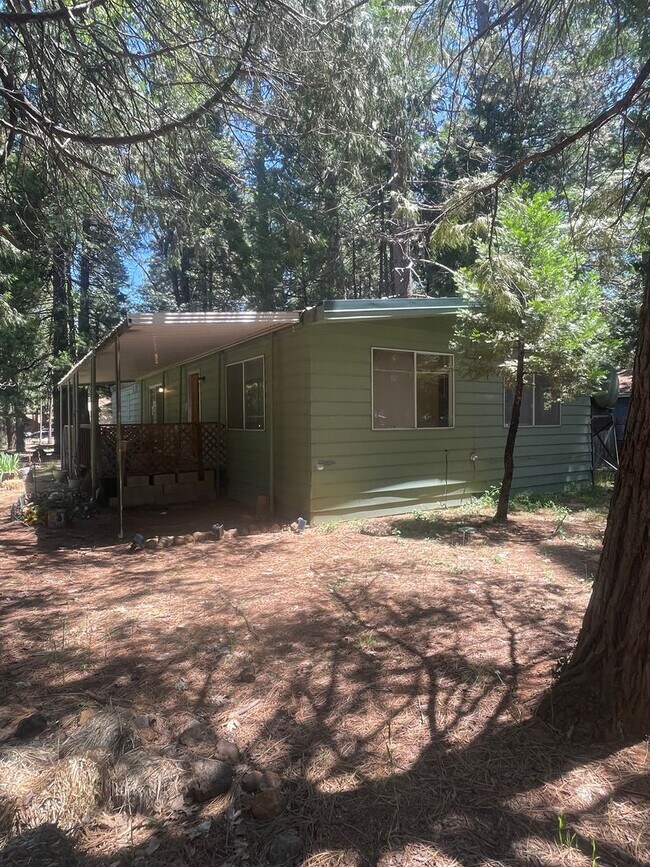 Building Photo - SHASTA FOREST VILLAGE / MANUFACTURED 2 BED 2 BATH HOME IN SHINGLETOWN