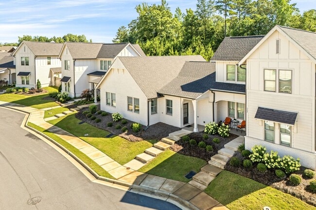 Foto del edificio - 520 Grey Oak Cir