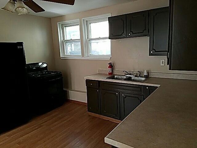 Building Photo - 4 bedroom in Sandusky OH 44870