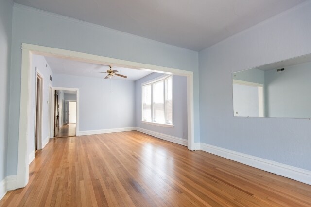 Building Photo - 3943 N Lawndale Ave