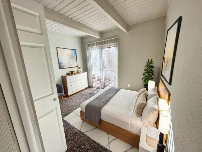 Foto del edificio - 425 E Fountain Pl