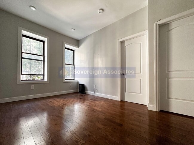 Building Photo - 540 W 158th St