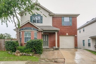 Building Photo - 102 Cindy Lou Dr