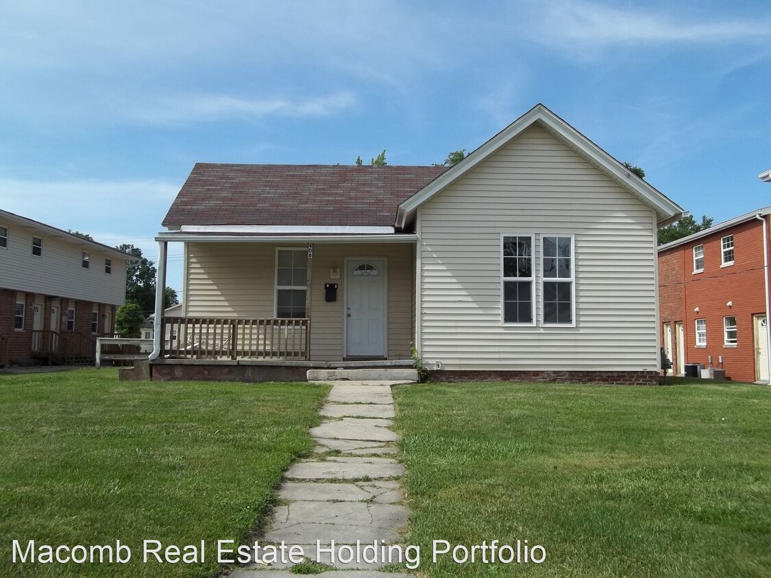 Primary Photo - 4 br, 1 bath House - 408 W Adams St