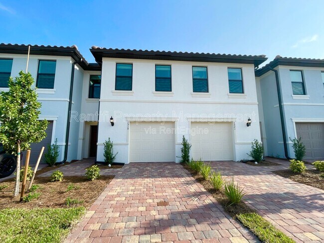 Foto del edificio - 1519 Lake Jessup Cir
