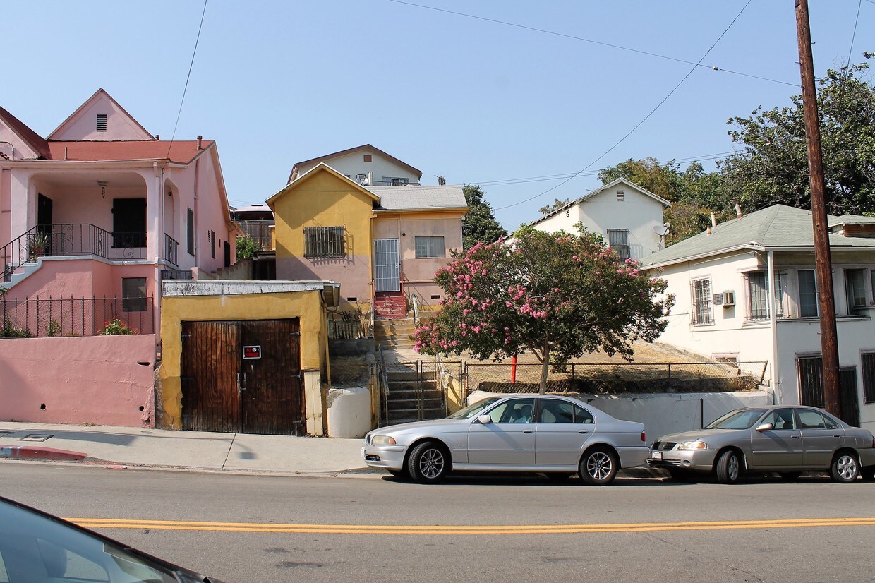 Street View - 715 Alpine St