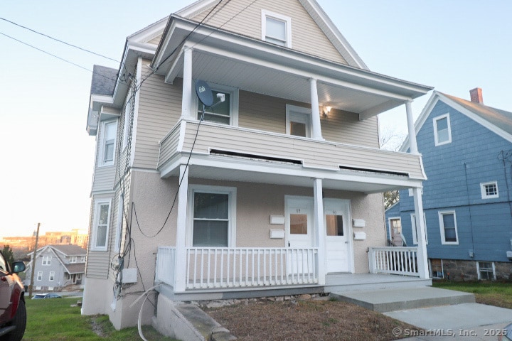 Foto principal - 88 Riverview Ave