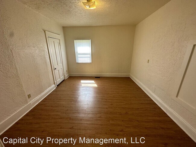 Foto del edificio - 4 br, 1 bath House - 2201 E. Laurel