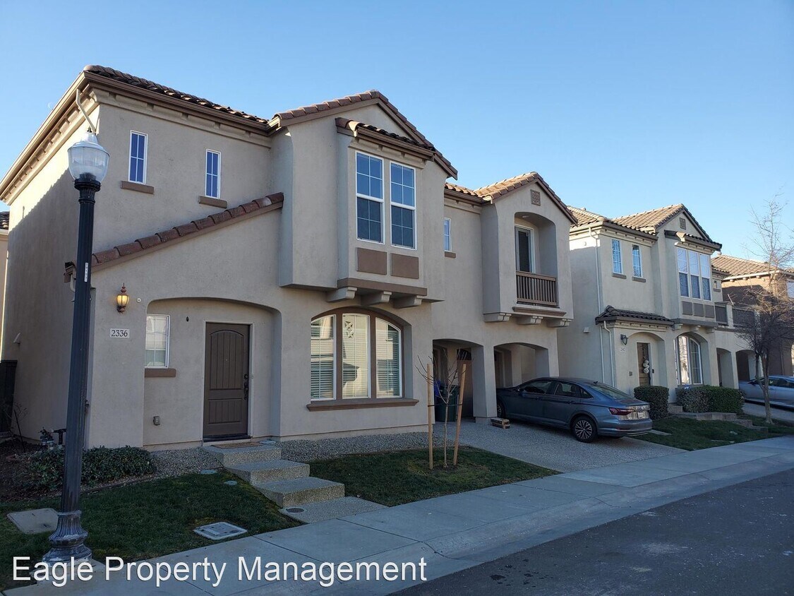 2336 Donner Pass Ave, Sacramento, CA 95835 House Rental in Sacramento