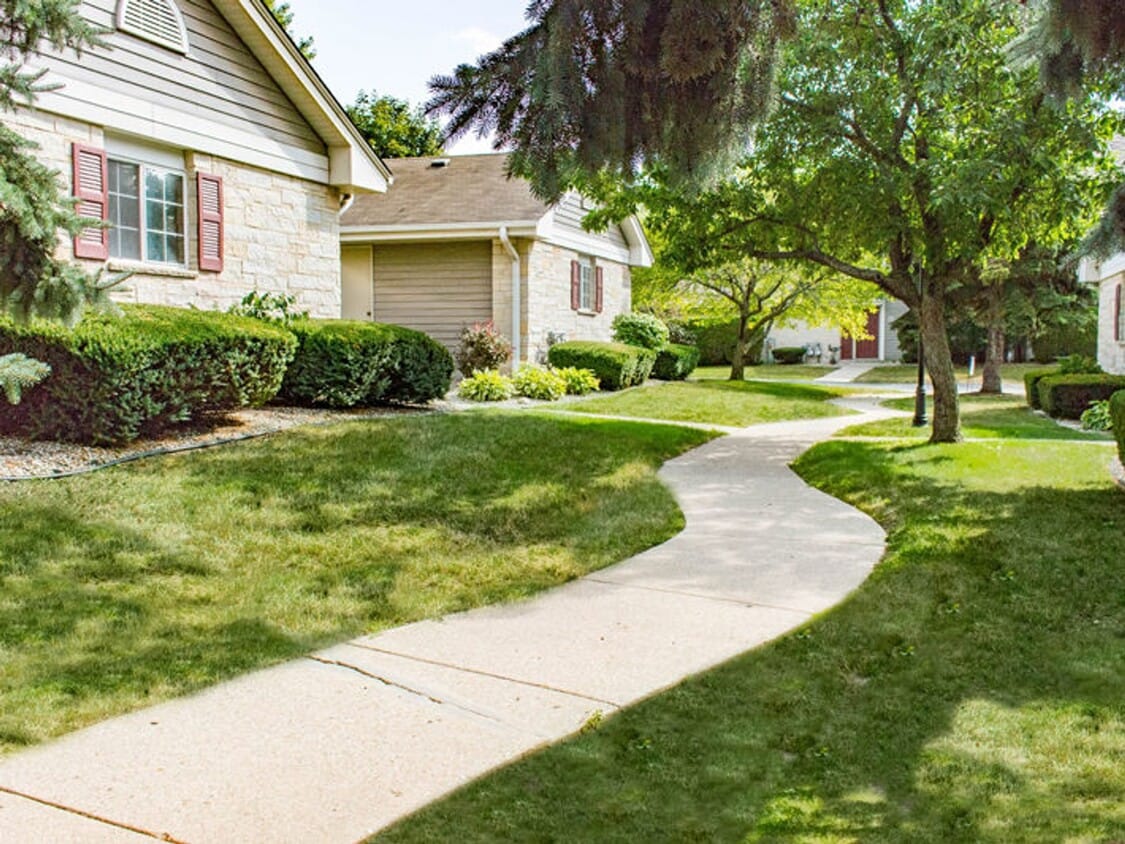 Primary Photo - RENT SPECIAL - RENOVATED Condo Style Lower 2 Bedroom 2 Bathroom Apartment is Available