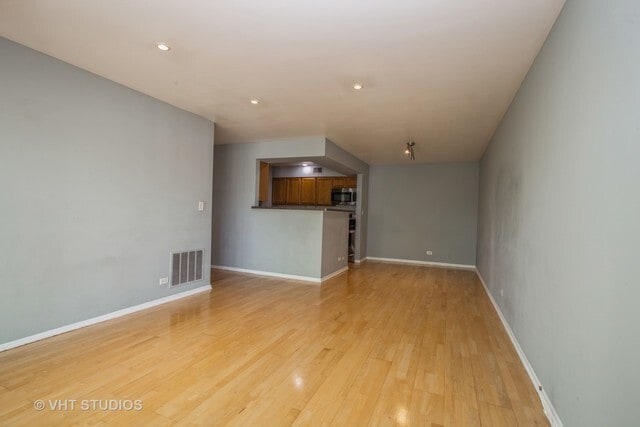 Building Photo - 5300 Carriageway Dr