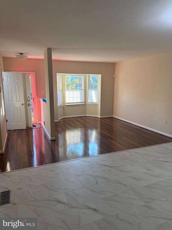 Foto del edificio - 18 Hunters Gate Ct