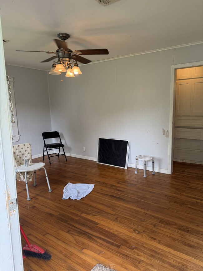 Sala de estar - 2114 Hayes St