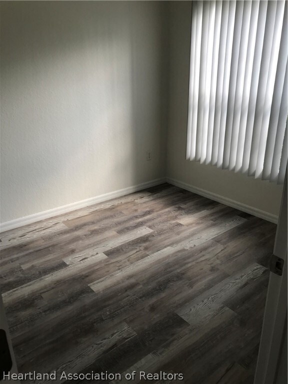 Foto del edificio - 4842 San Lorenzo Dr