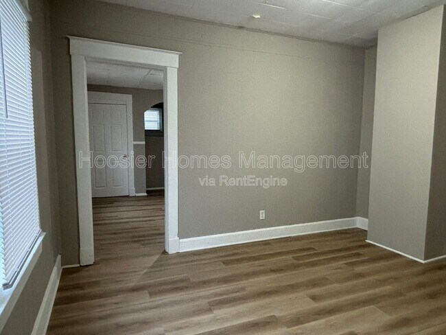 Foto del edificio - 1421 N Olney St