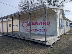 Building Photo - 318 W Colgate St