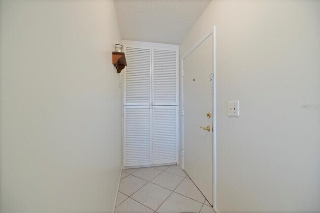 Building Photo - 649 S Tamiami Trl