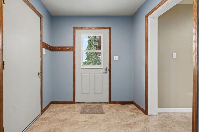 Building Photo - Beautiful Countryside 3-Bedroom Rental Home $2,200/Month!