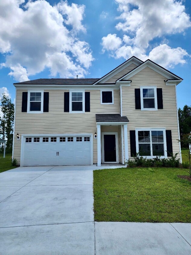 Primary Photo - 2890 Ellesmere Cir