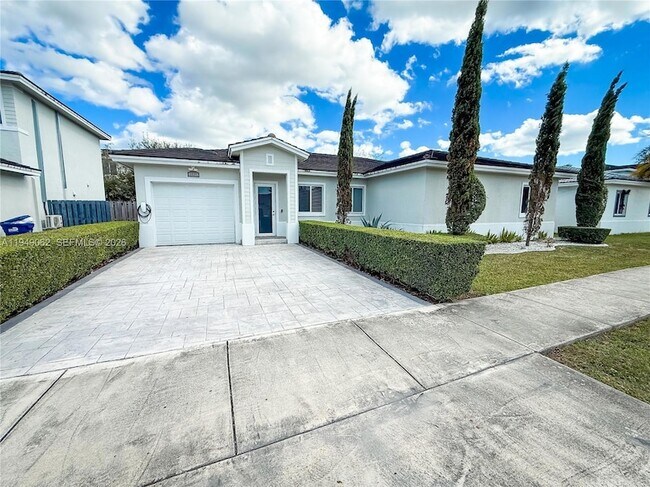 Foto del edificio - 17931 SW 152nd Ave