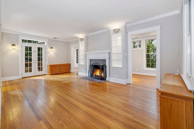 Photo - 4 Bed 4 Bath - Bethesda Expanded Colonial - One Car Garage House