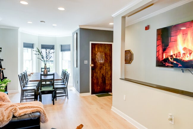 Live & Eat Areas with 70” TV - 1337 Harvard St NW