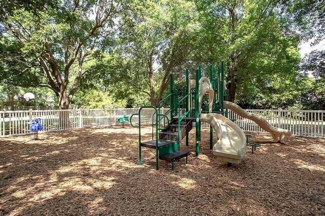 Foto del edificio - Hunters Crossing