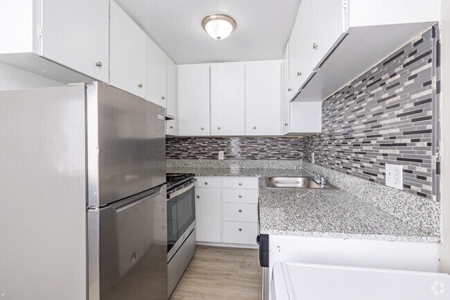 ESTUDIO - 1BA - 417SF - Cocina - Knight Apartments in Downtown Greeley