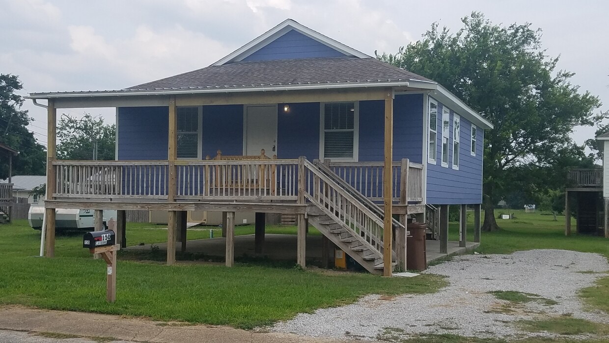Photo - 150 Claiborne St (Biloxi, MS)
