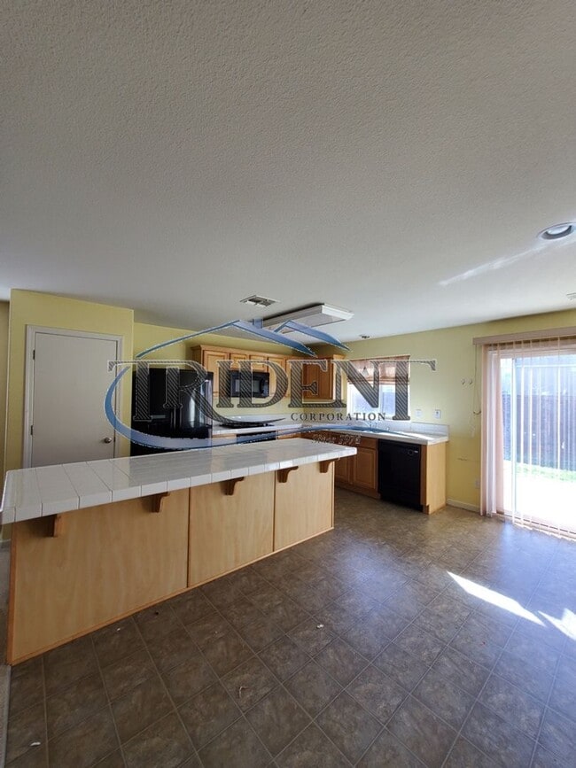 Foto del edificio - 3 bedroom bath near schools and parks