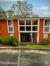 Building Photo - 8849 Old Kings Rd S