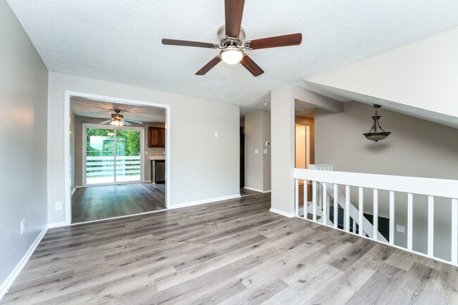 Building Photo - 1374 Muirfield Dr