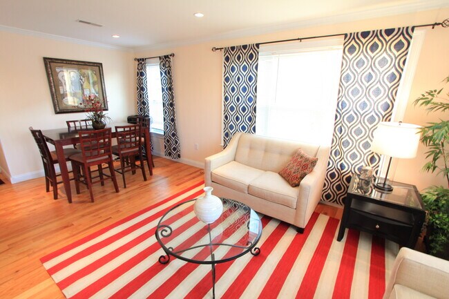 Foto del edificio - 64-66 Litchfield St