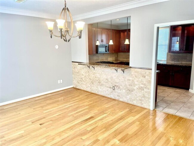 Building Photo - 4411 Castle Ct Pl
