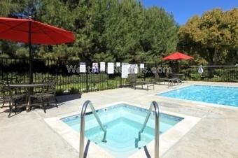 Primary Photo - 5151 Robinwood Rd