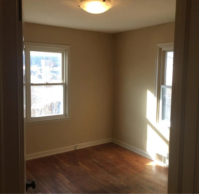 Foto del edificio - 2208 W 48th St