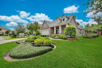 Building Photo - 102 Buck Trail Pl