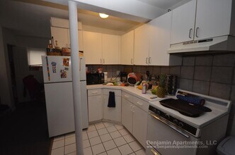 Building Photo - 226 Parker Hill Ave