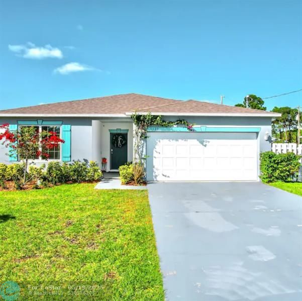 Foto del edificio - 1522 SE Flintlock Rd