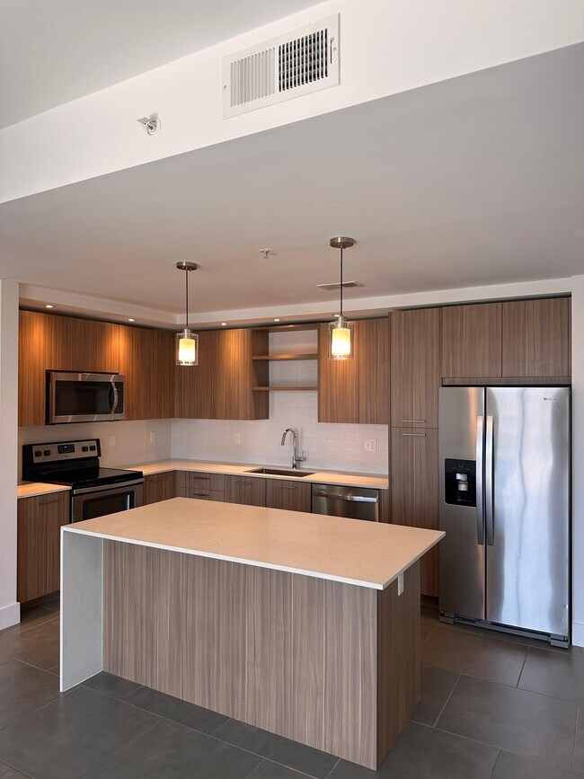 Foto del edificio - 133 NE 24th St