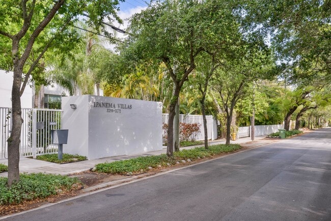 Photo - 3272 Virginia St Townhome