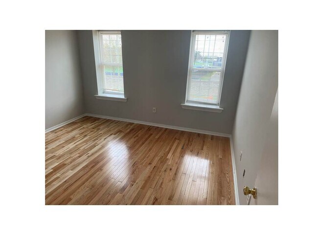 Building Photo - 4227 Haverford Ave