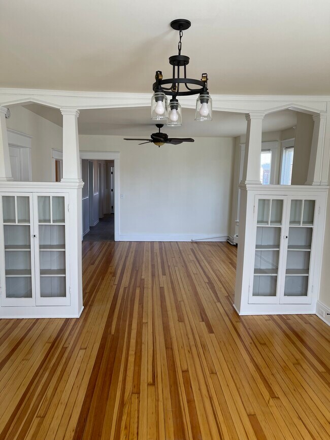 701 25th St Unit Floor 2, Watervliet, NY 12189 Apartments in